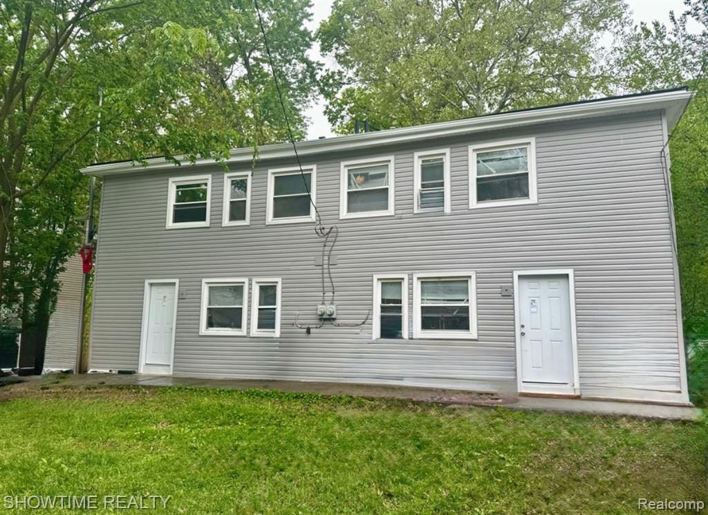 33111 Alberta, Westland, MI 48186