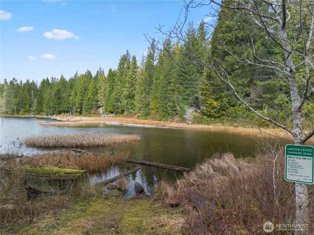 905 NE Tahuya Blacksmith Road, Tahuya, WA 98588