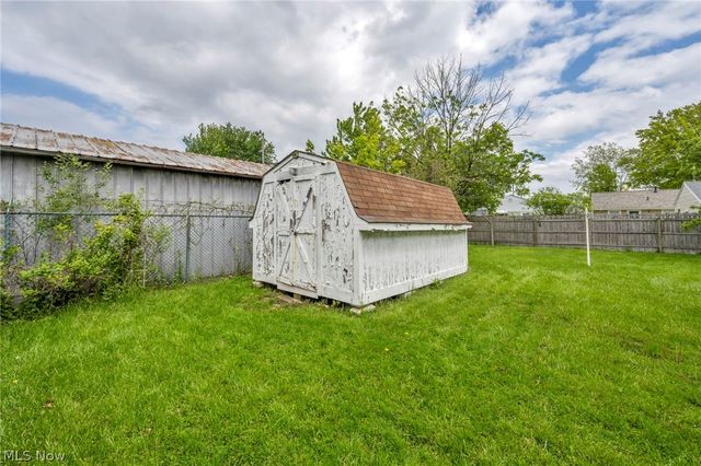 160 Boston Avenue, Elyria, OH 44035