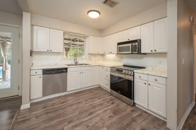 1903 Lynn Drive, Phenix City, AL 36867