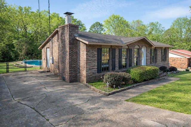 1903 Lynn Drive, Phenix City, AL 36867