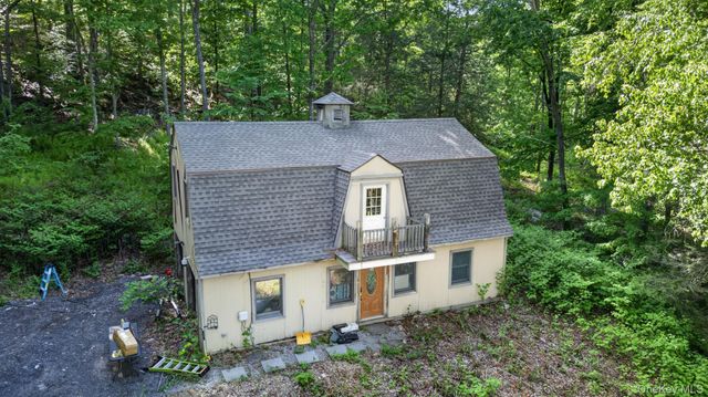 11 Richardsville Road, Carmel, NY 10512