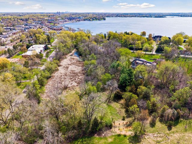 128 Peavey Lane, Wayzata, MN 55391