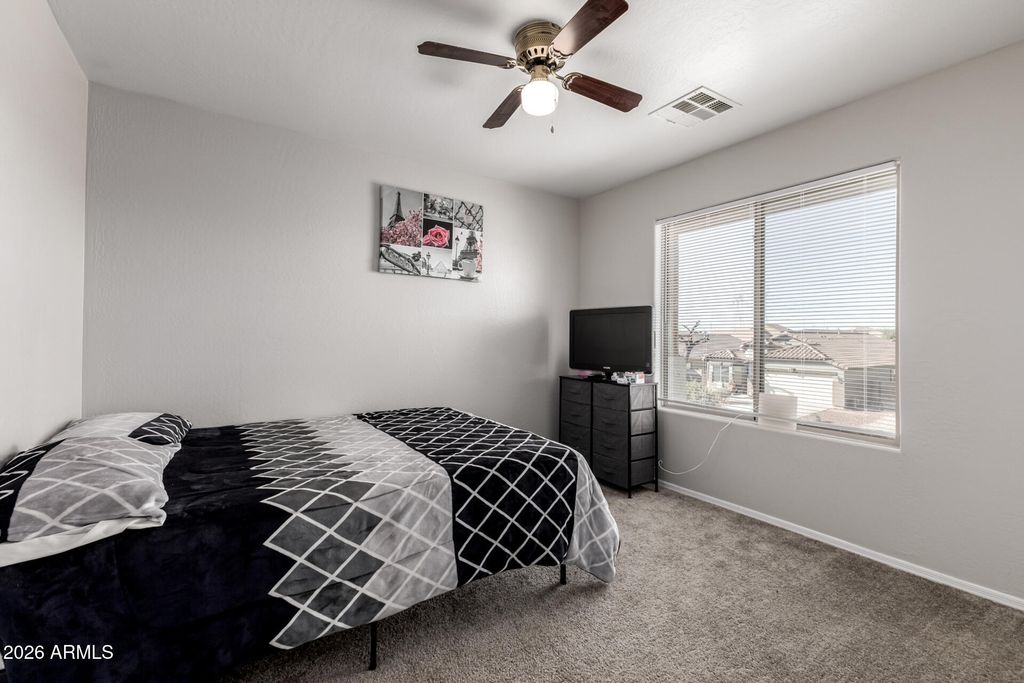 Image 19 of property listing at 30331 W VERDE Lane, Buckeye, AZ 85396