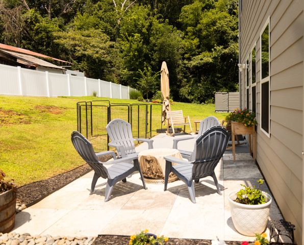 812 Lottie St, Columbia, TN 38401