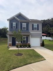 812 Lottie St, Columbia, TN 38401