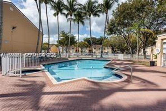 2201 SW 80th Ter 2201, Miramar, FL 33025