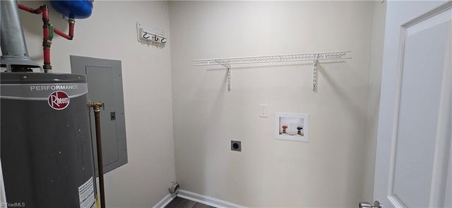 4146 Carnation Drive, Winston-salem, NC 27105