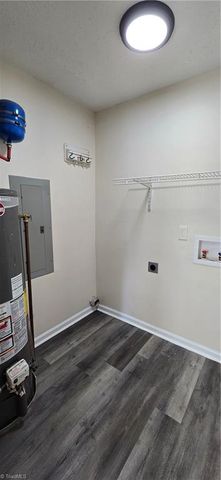 4146 Carnation Drive, Winston-salem, NC 27105