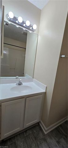 4146 Carnation Drive, Winston-salem, NC 27105