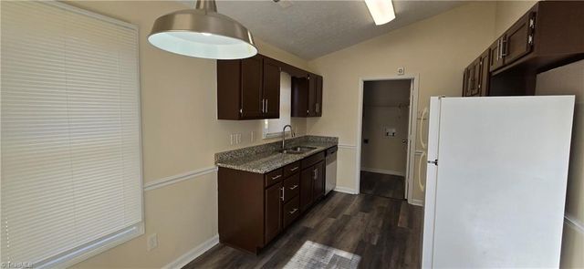 4146 Carnation Drive, Winston-salem, NC 27105