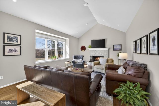 43745 MCCOLLOUGH CT, Ashburn, VA 20147