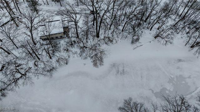 5796 St Rt 250, Beach City, OH 44608