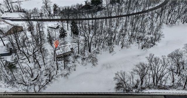 5796 St Rt 250, Beach City, OH 44608