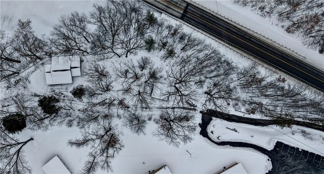 5796 St Rt 250, Beach City, OH 44608