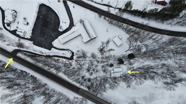 5796 St Rt 250, Beach City, OH 44608