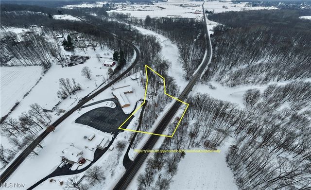 5796 St Rt 250, Beach City, OH 44608