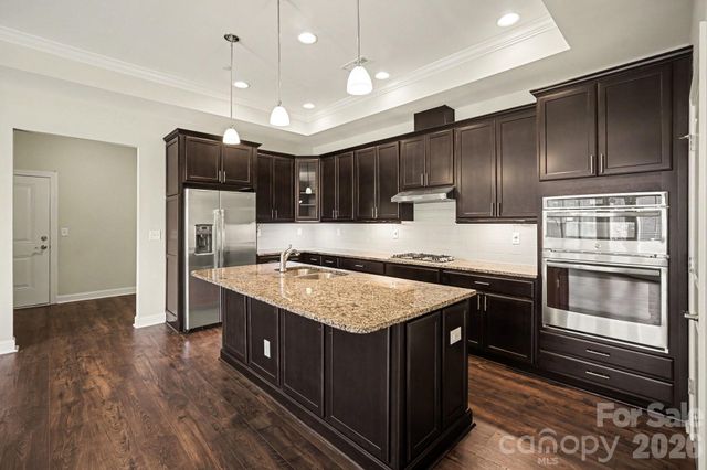 9032 Treetop Way NW, Concord, NC 28027