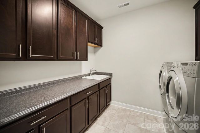 9032 Treetop Way NW, Concord, NC 28027