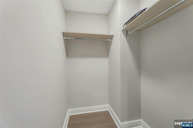 3 Somerset Lane 109, Edgewater, NJ 07020