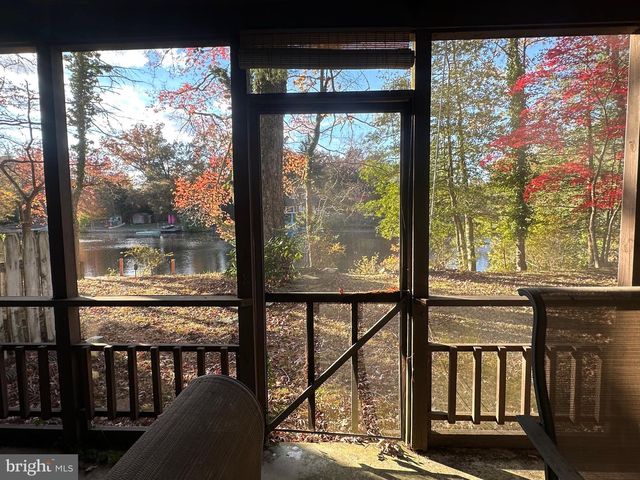 227 E LAKE BLVD, Medford, NJ 08055