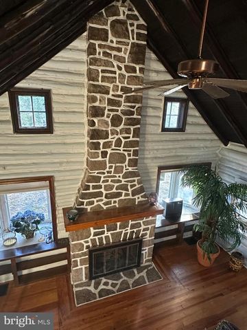 227 E LAKE BLVD, Medford, NJ 08055