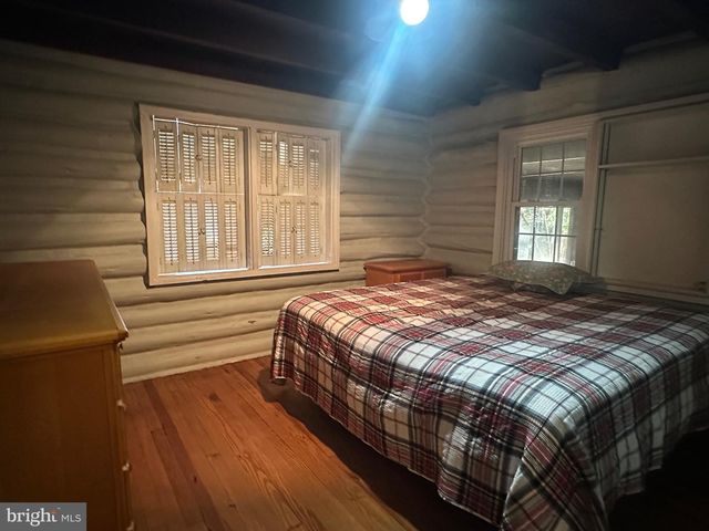 227 E LAKE BLVD, Medford, NJ 08055