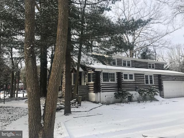 227 E LAKE BLVD, Medford, NJ 08055