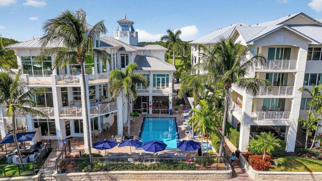 875 NW Flagler Avenue 302, Stuart, FL 34994