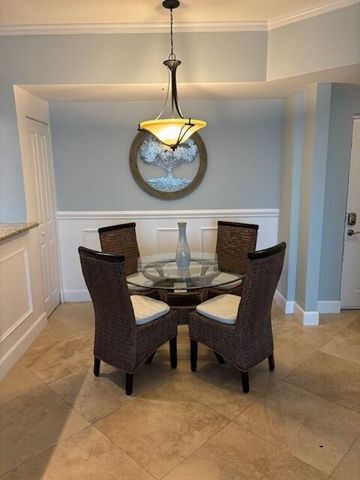875 NW Flagler Avenue 302, Stuart, FL 34994