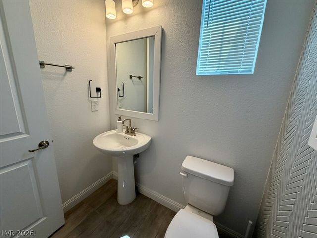 802 Royal Beekman Street, Henderson, NV 89011