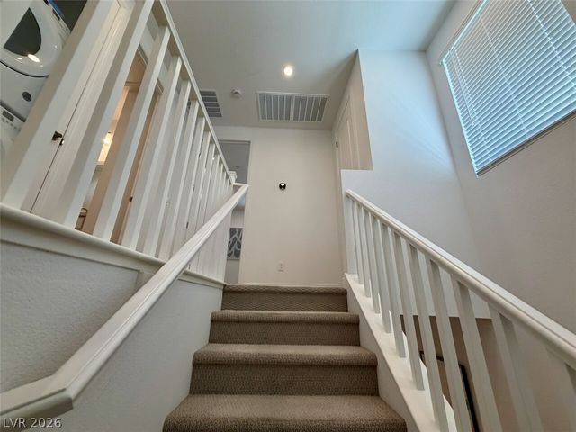 802 Royal Beekman Street, Henderson, NV 89011