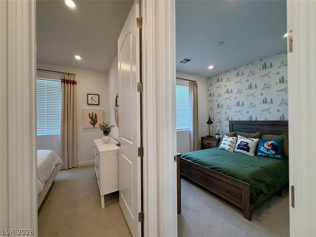 802 Royal Beekman Street, Henderson, NV 89011