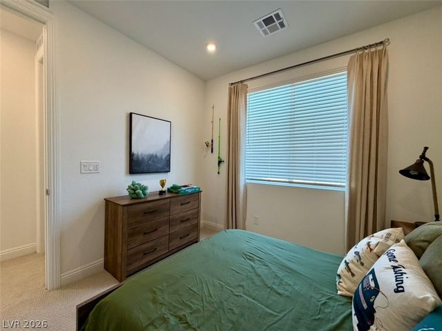 802 Royal Beekman Street, Henderson, NV 89011
