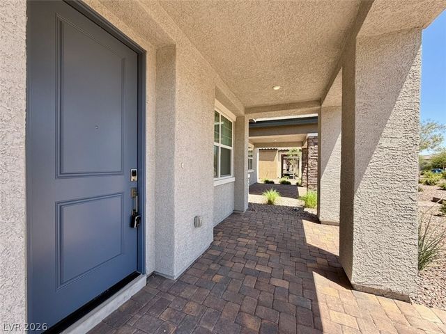 802 Royal Beekman Street, Henderson, NV 89011