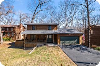 1324 Boly Lane, Ballwin, MO 63021