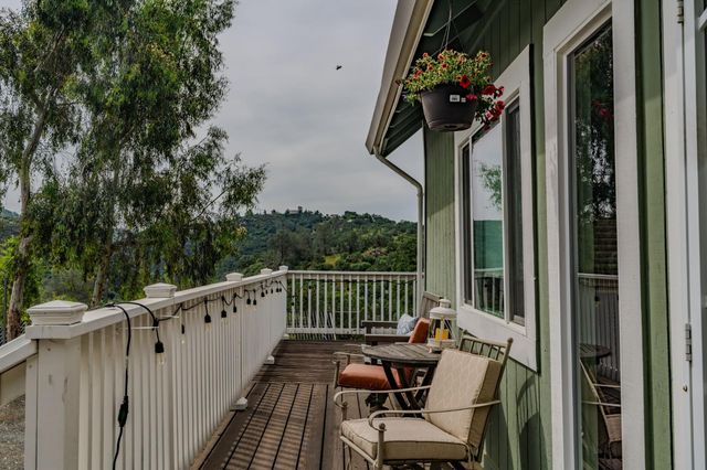 7067 Cane Ln, Valley Springs, CA 95252