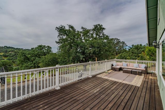 7067 Cane Ln, Valley Springs, CA 95252