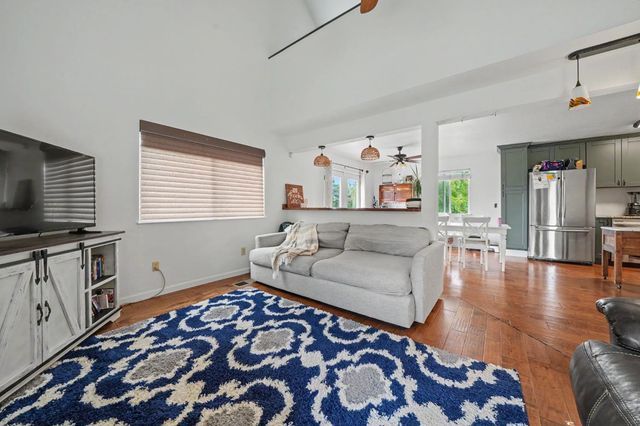 7067 Cane Ln, Valley Springs, CA 95252