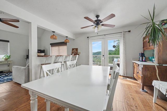 7067 Cane Ln, Valley Springs, CA 95252