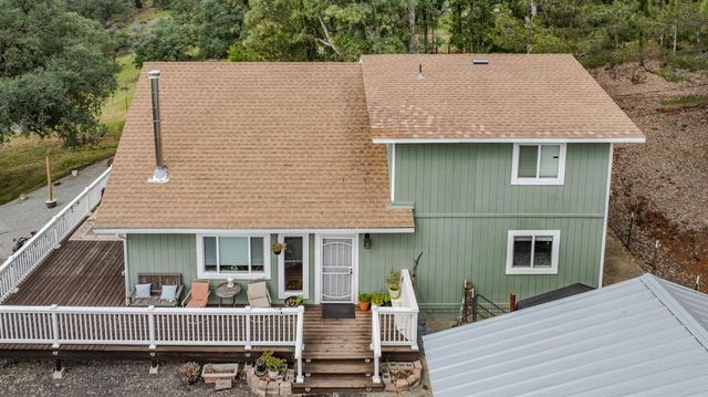 7067 Cane Ln, Valley Springs, CA 95252