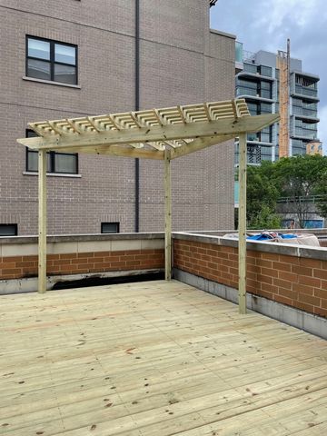 1162 W Hubbard Street 104, Chicago, IL 60642