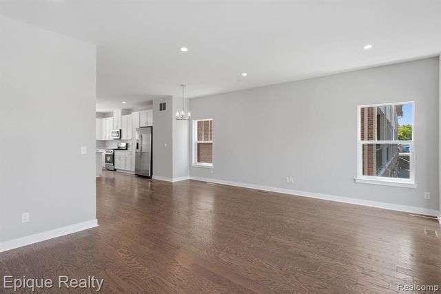 25549 Grandview Lane 31, Novi, MI 48375