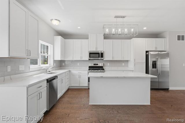25549 Grandview Lane 31, Novi, MI 48375