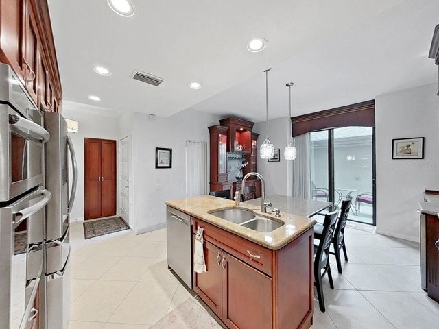 3066 LANDMARK BOULEVARD 1302, Palm Harbor, FL 34684