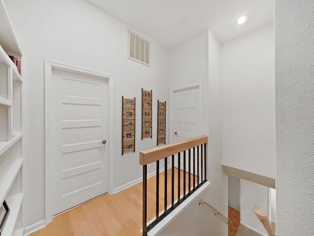 3066 LANDMARK BOULEVARD 1302, Palm Harbor, FL 34684