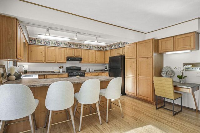 3723 Meadowbrooke CIRCLE, De Forest, WI 53532