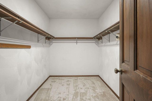 3723 Meadowbrooke CIRCLE, De Forest, WI 53532