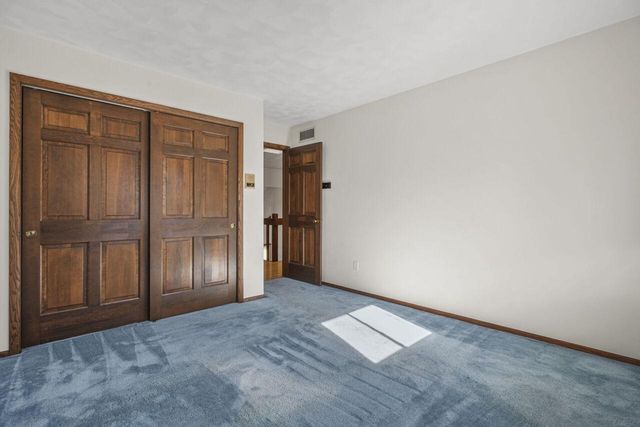 3723 Meadowbrooke CIRCLE, De Forest, WI 53532