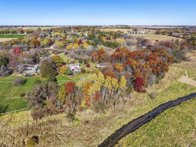 3723 Meadowbrooke CIRCLE, De Forest, WI 53532